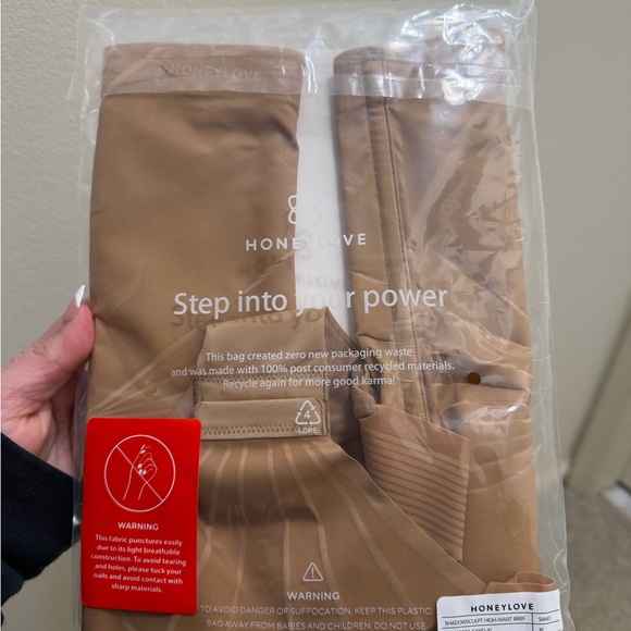 Honeylove Beige Shapewear - Picture 2 of 5